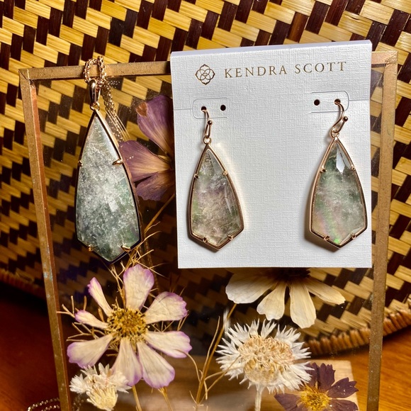 Kendra Scott Carole Necklace and Caroline Earrings - Picture 4 of 5